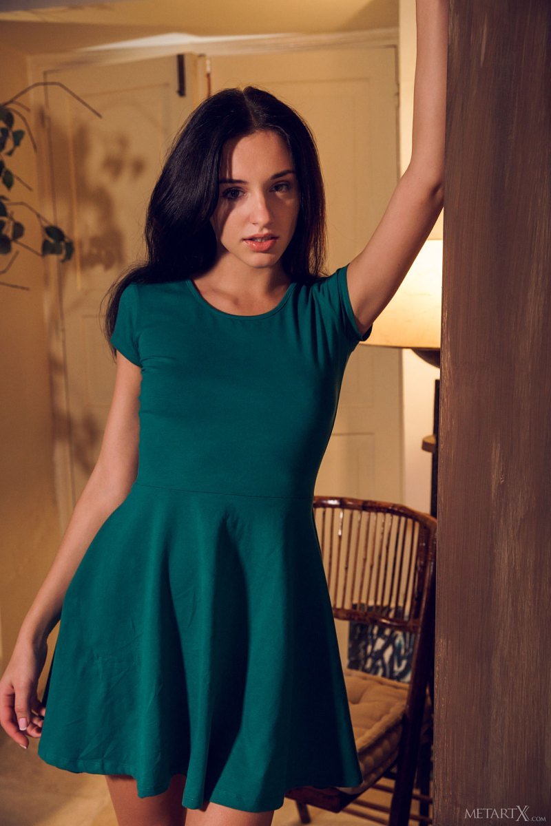 Полина, 27 лет, 1 размер груди